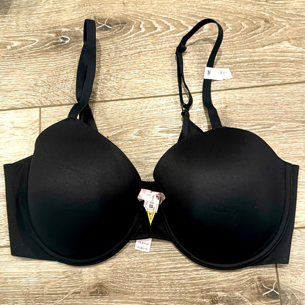Victoria’s Secret Smooth Lightly Lined Full Coverage Love Cloud Bra 36D NWT